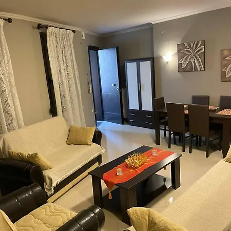 Aretousa - Center Luxury 3