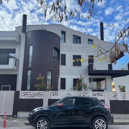 Aretousa - Center Luxury 3 Apartman Néa Péramos