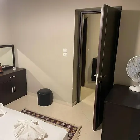 Aretousa - Center Luxury 3 Néa Péramos